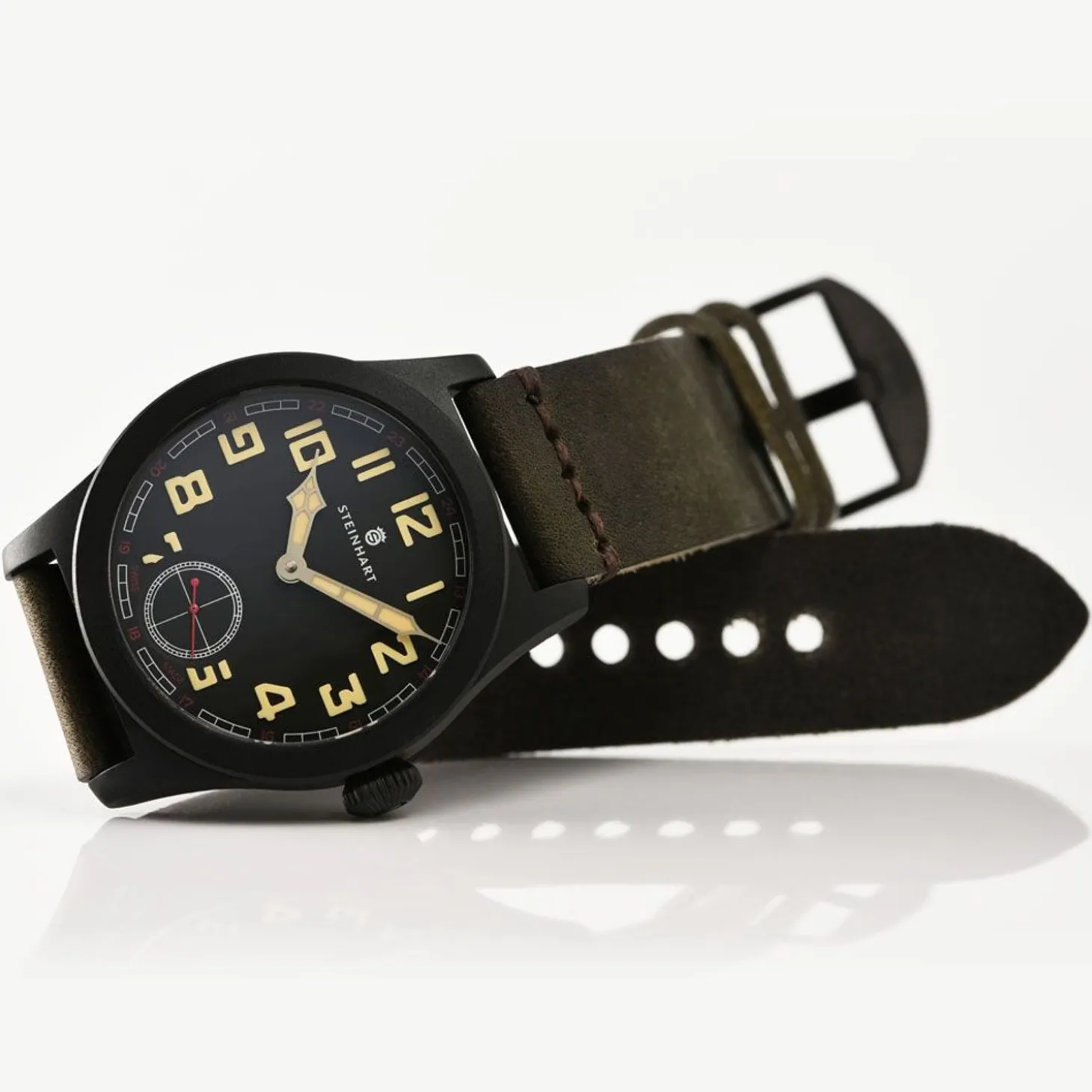 Steinhart Watches Military 42 Handwinding Black