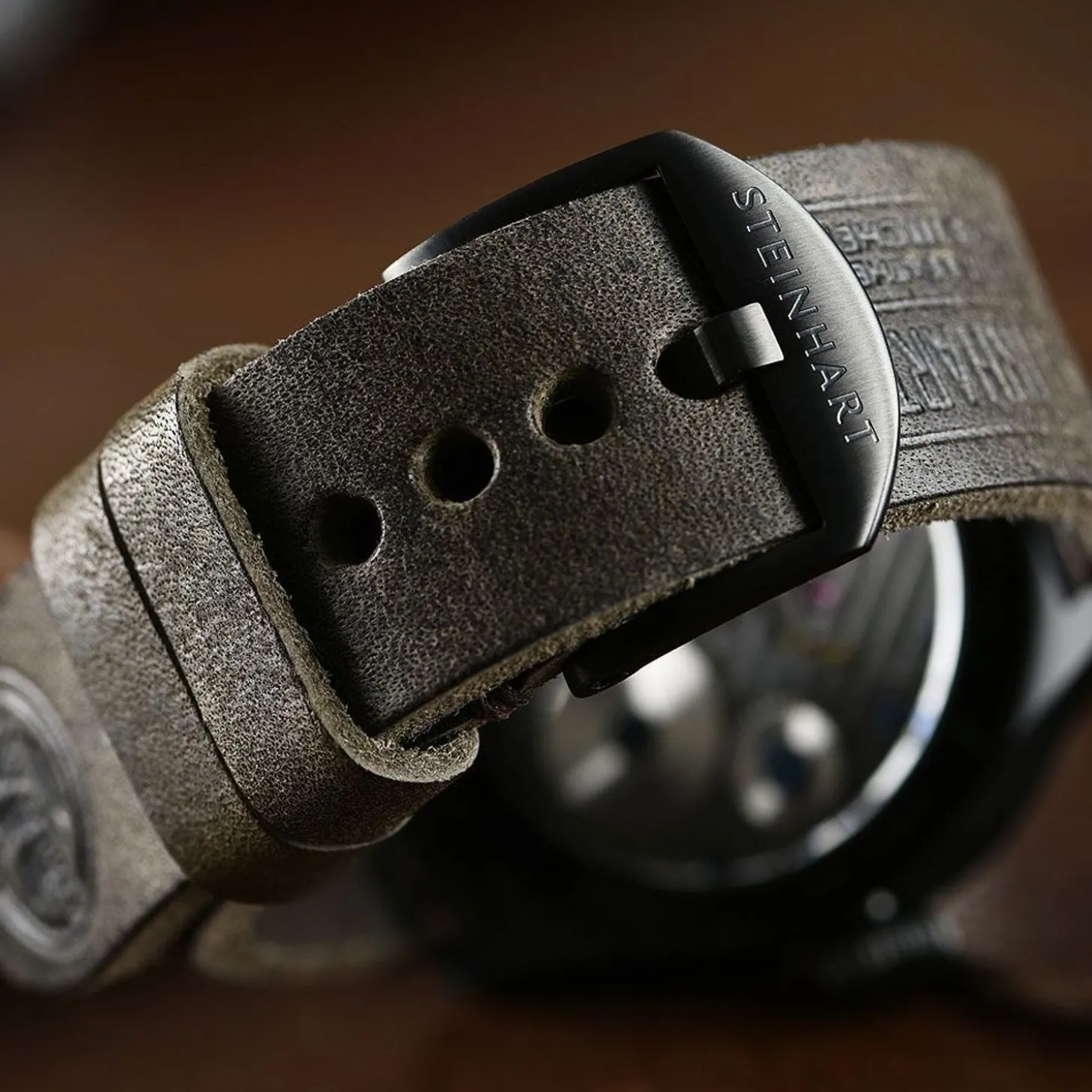 Steinhart Watches Military 42 Handwinding Black