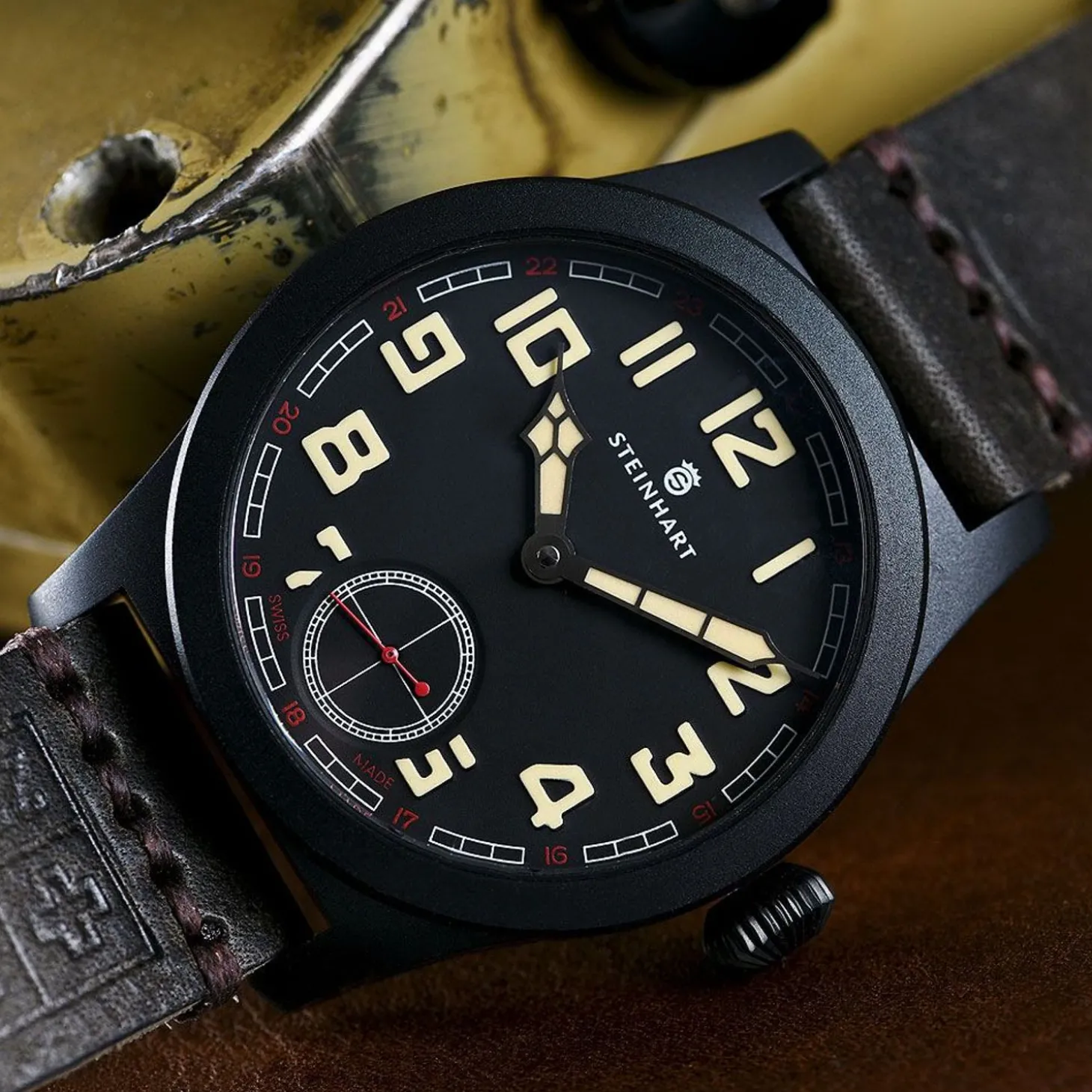 Steinhart Watches Military 42 Handwinding Black