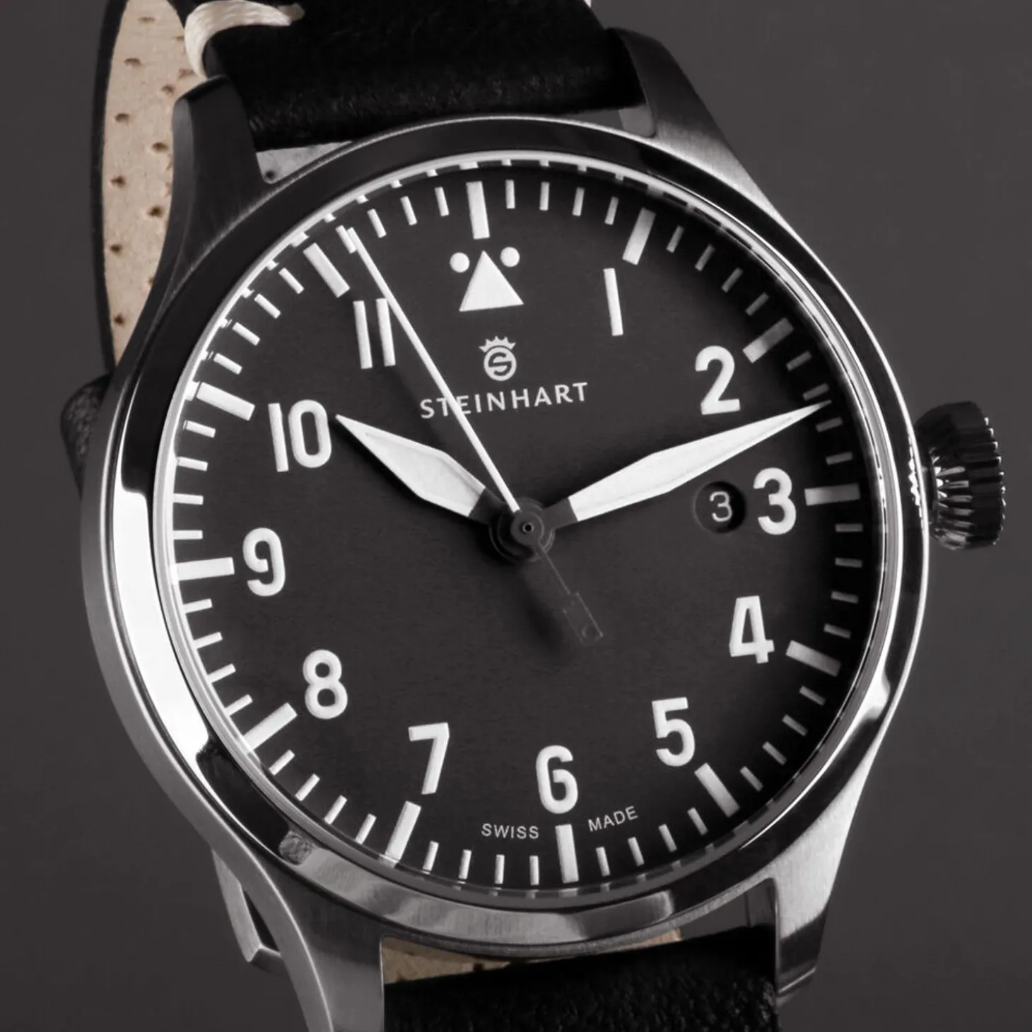 Steinhart Watches Nav B-Uhr 42 Black A-Muster