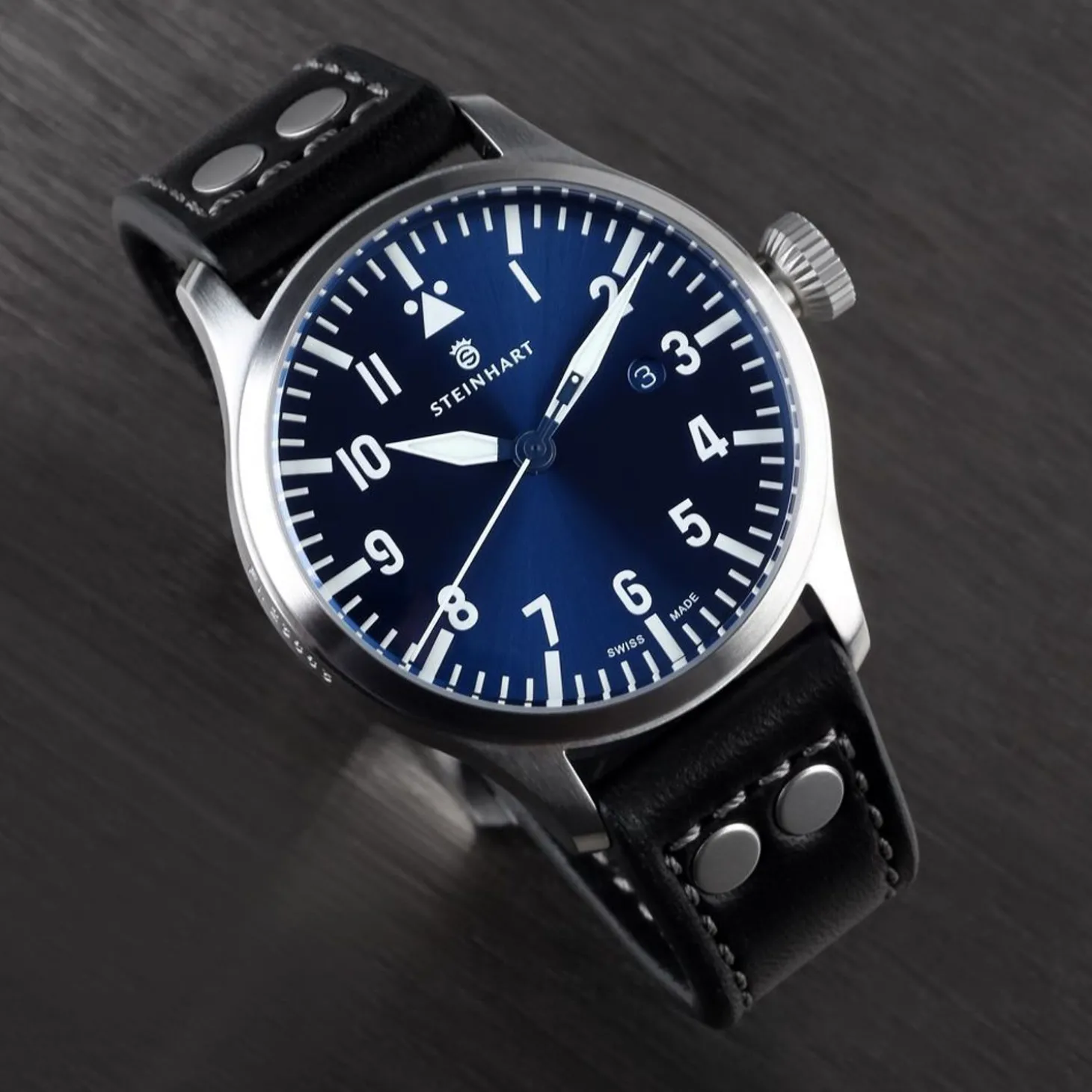 Steinhart Watches Nav B-Uhr 44 Date Blue