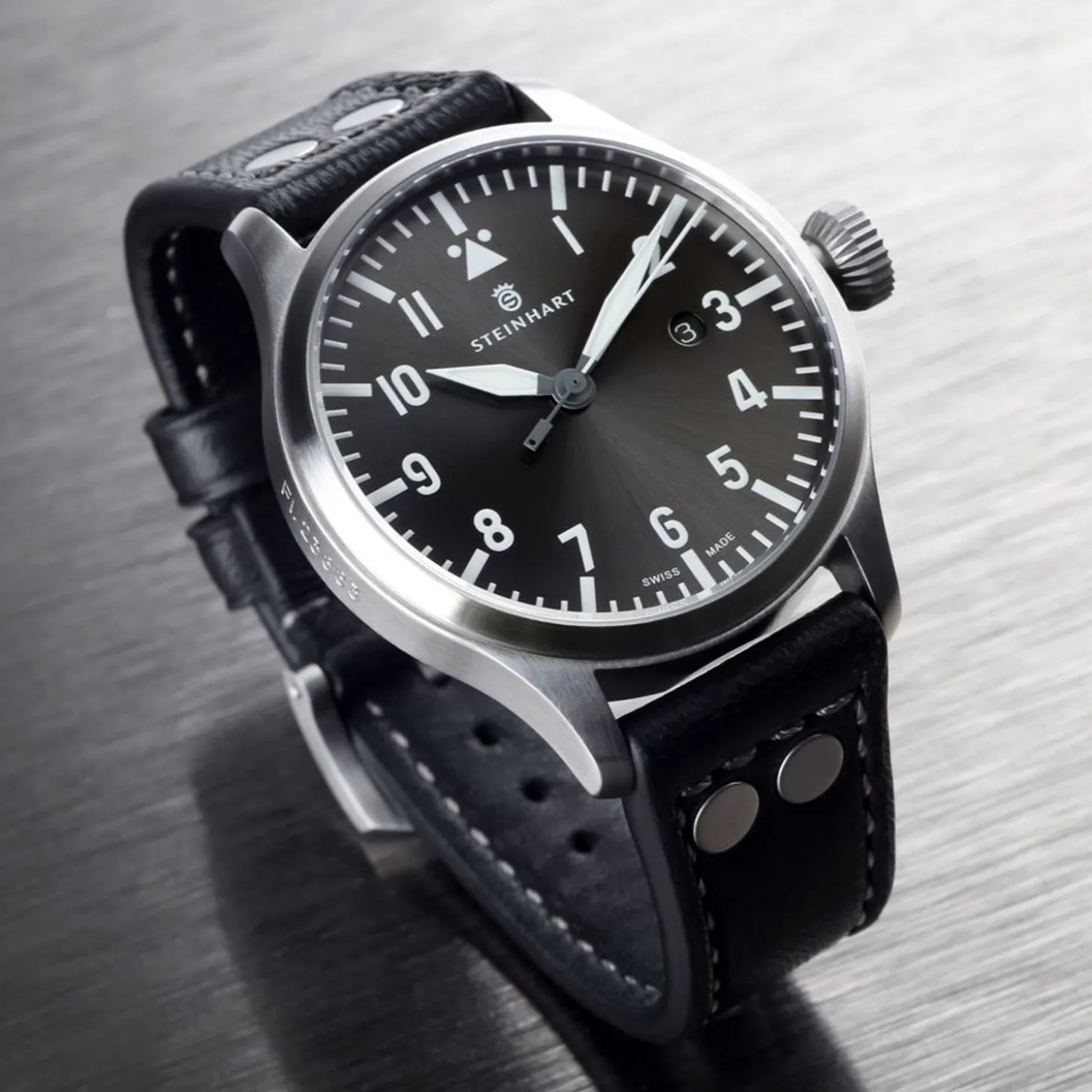 Steinhart Watches Nav B-Uhr 44 Date Grey
