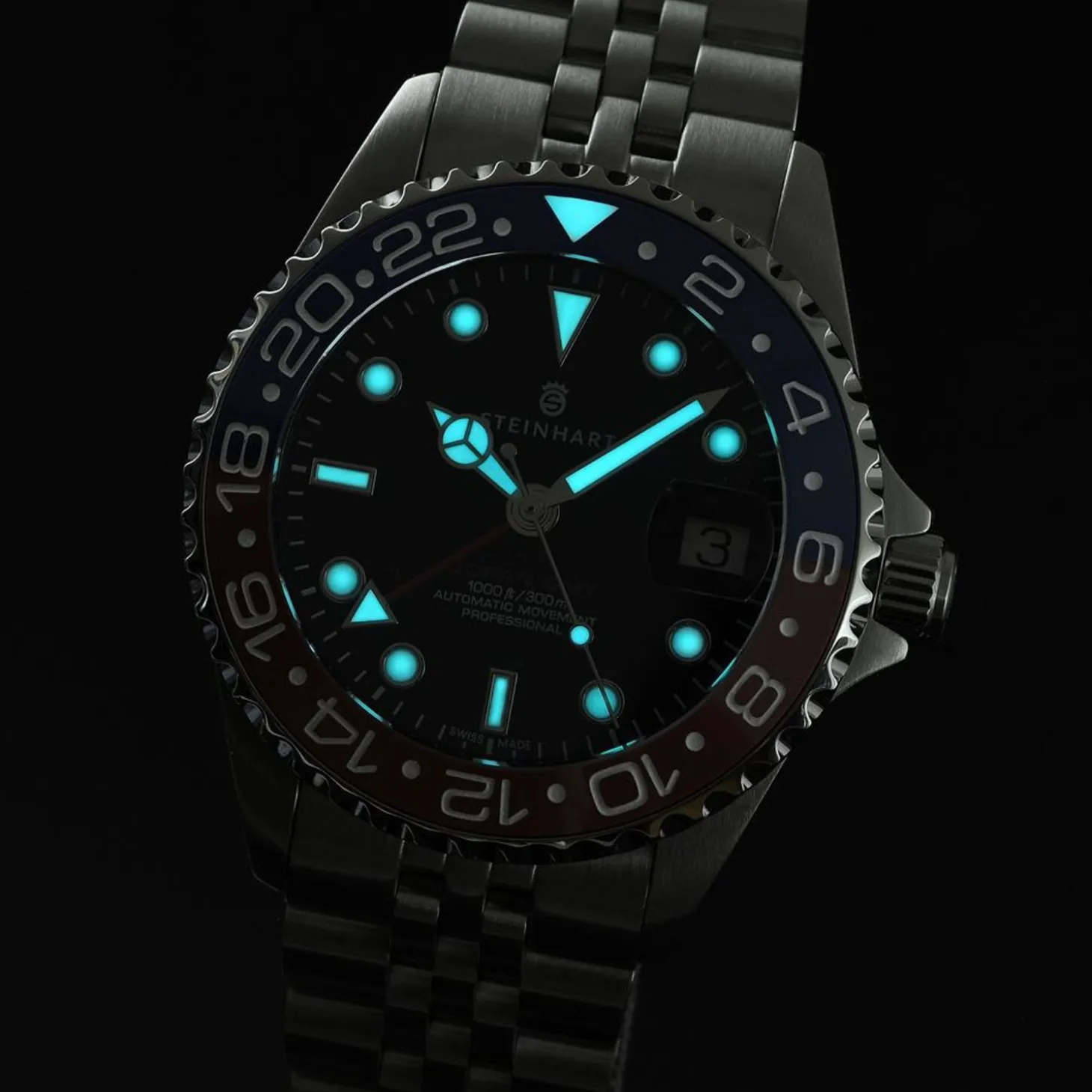 Steinhart Watches Ocean 39 Gmt.2 Blue-Red Ceramic Diver Watch