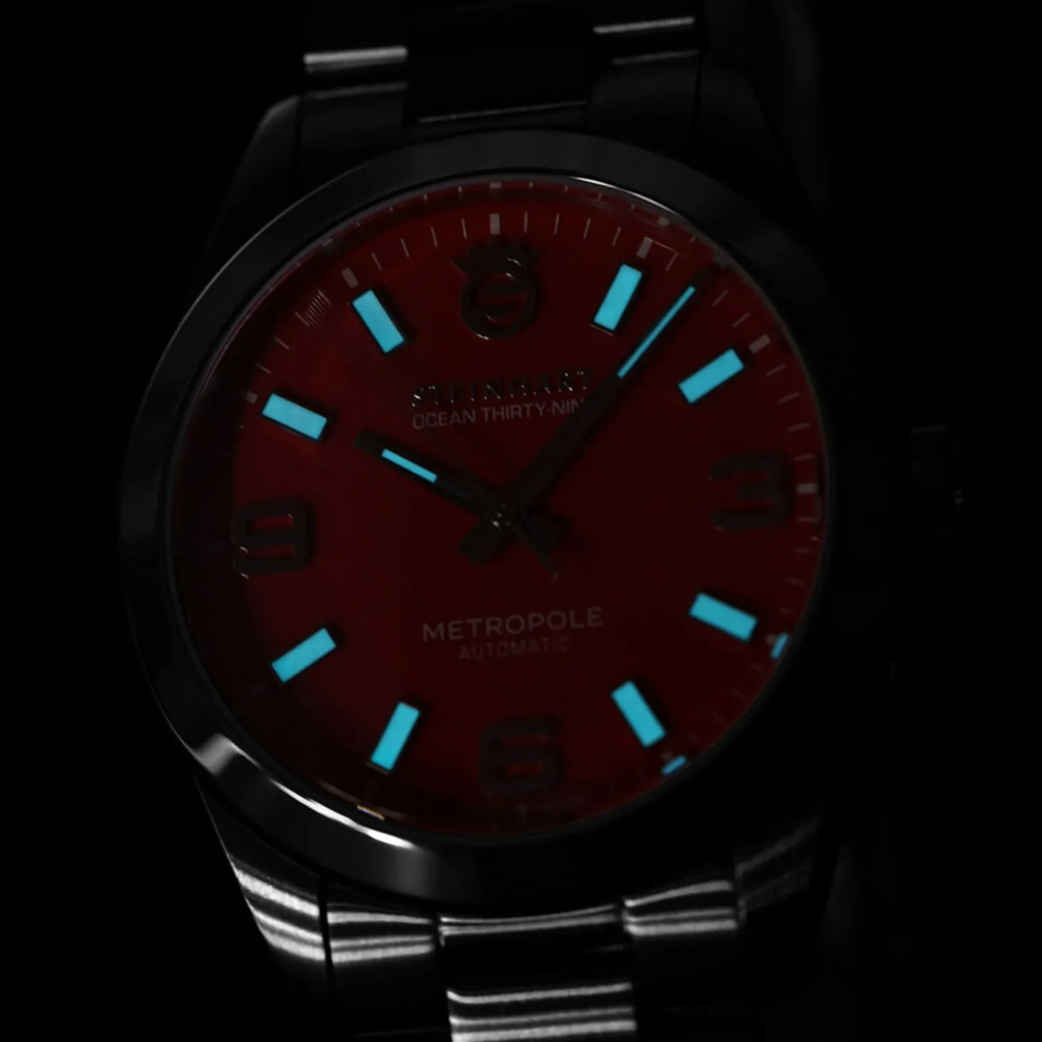 Steinhart Watches Ocean 39 Metropole Red
