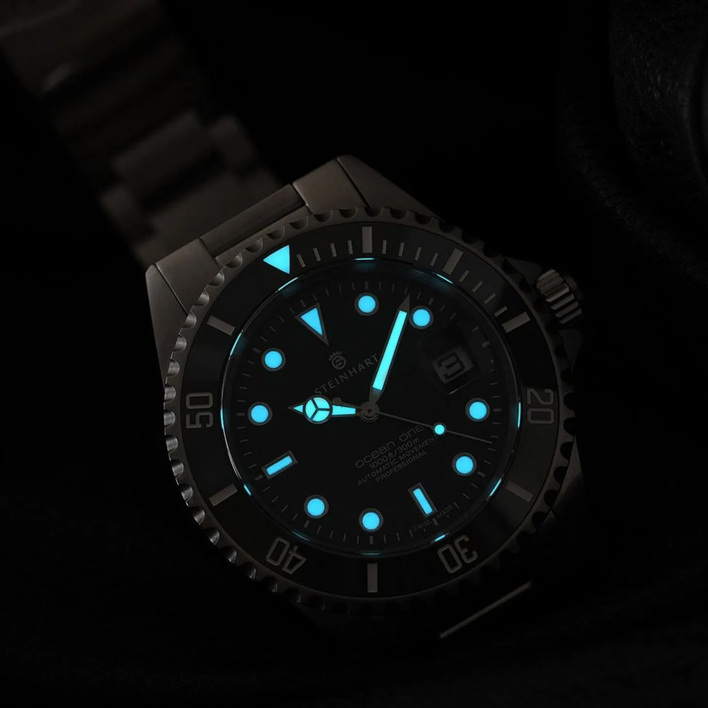 Steinhart Watches Ocean One Double-Green Ceramic Premium Diver Watch