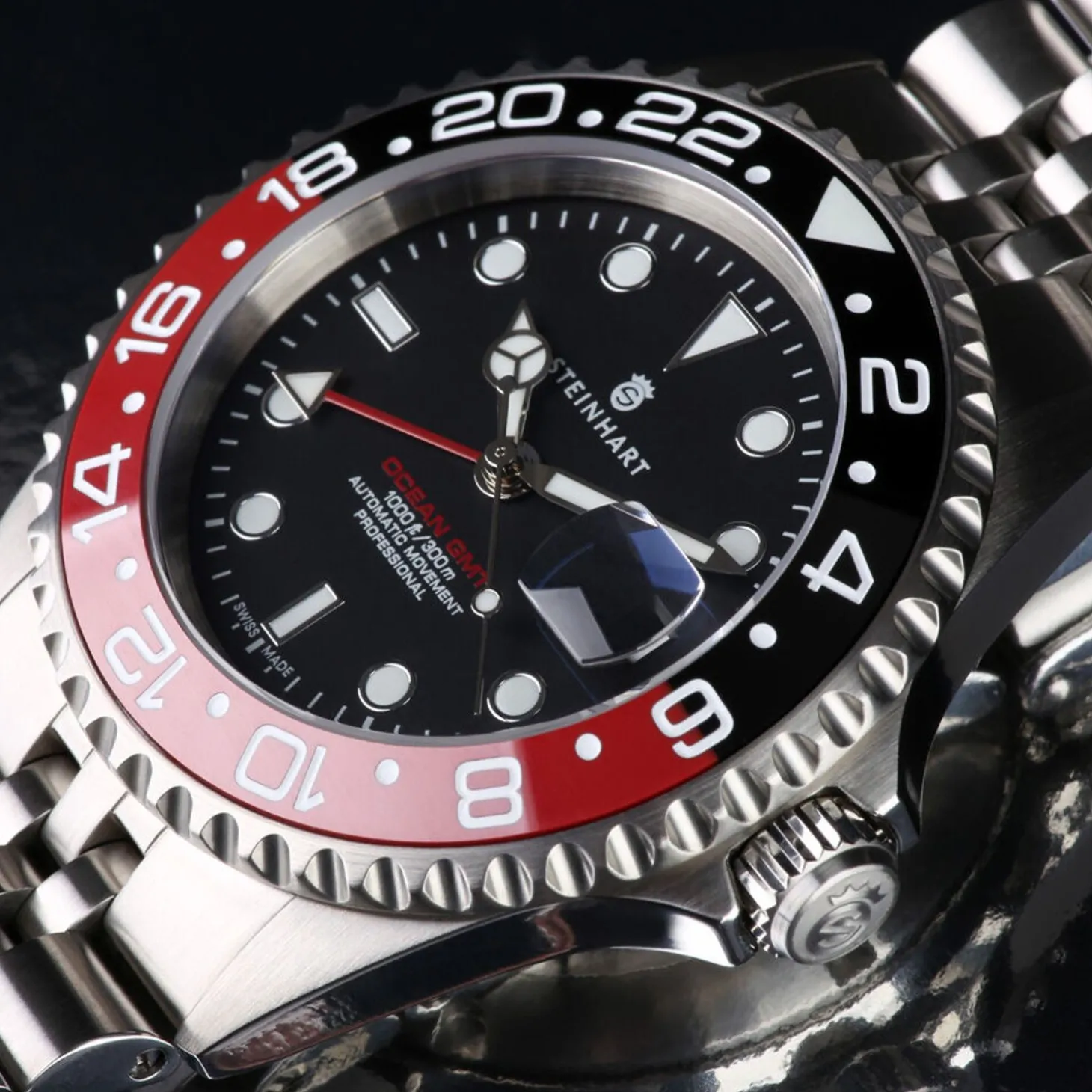Steinhart Watches Ocean One Gmt Black-Red. 2 Ceramic Diver Watch