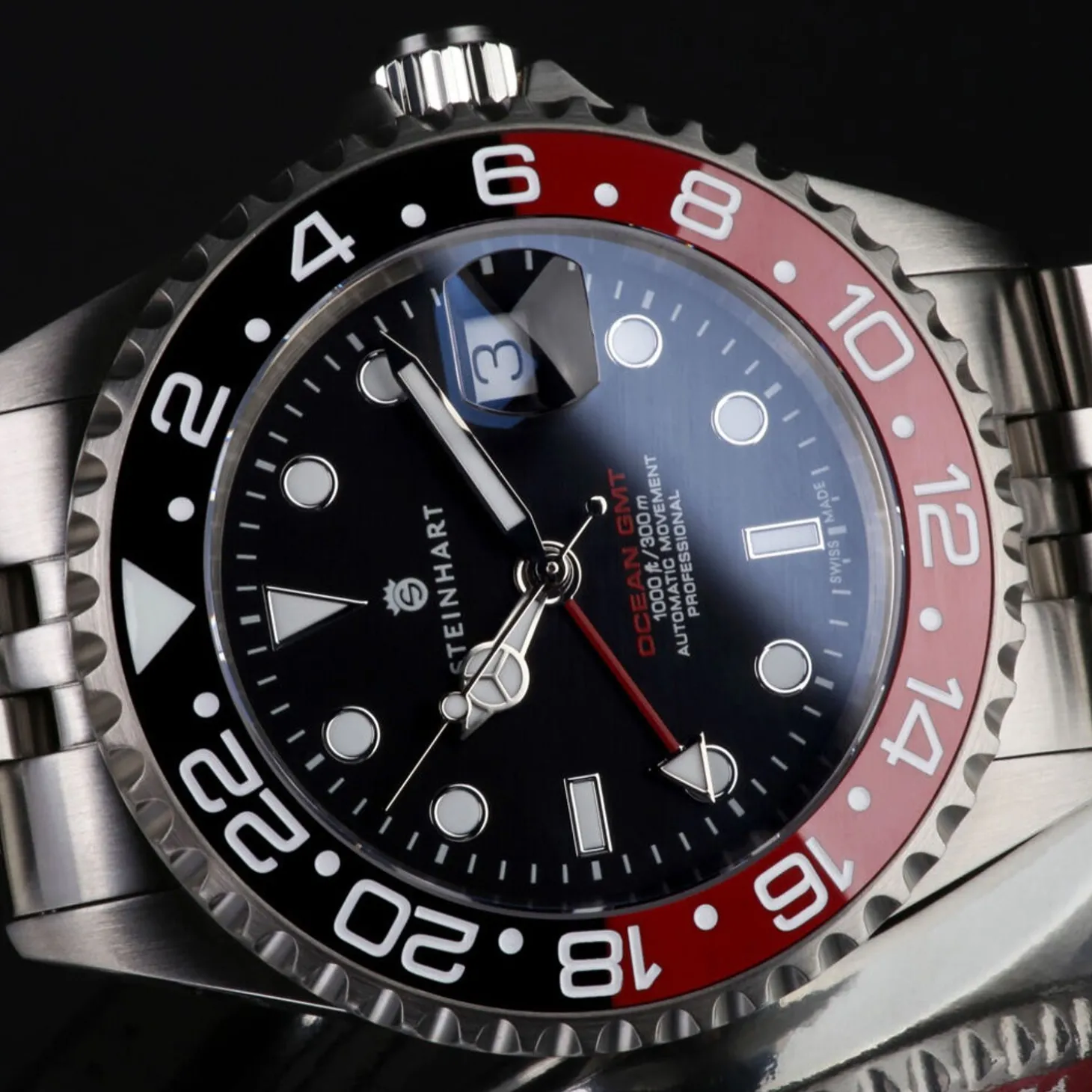 Steinhart Watches Ocean One Gmt Black-Red. 2 Ceramic Diver Watch