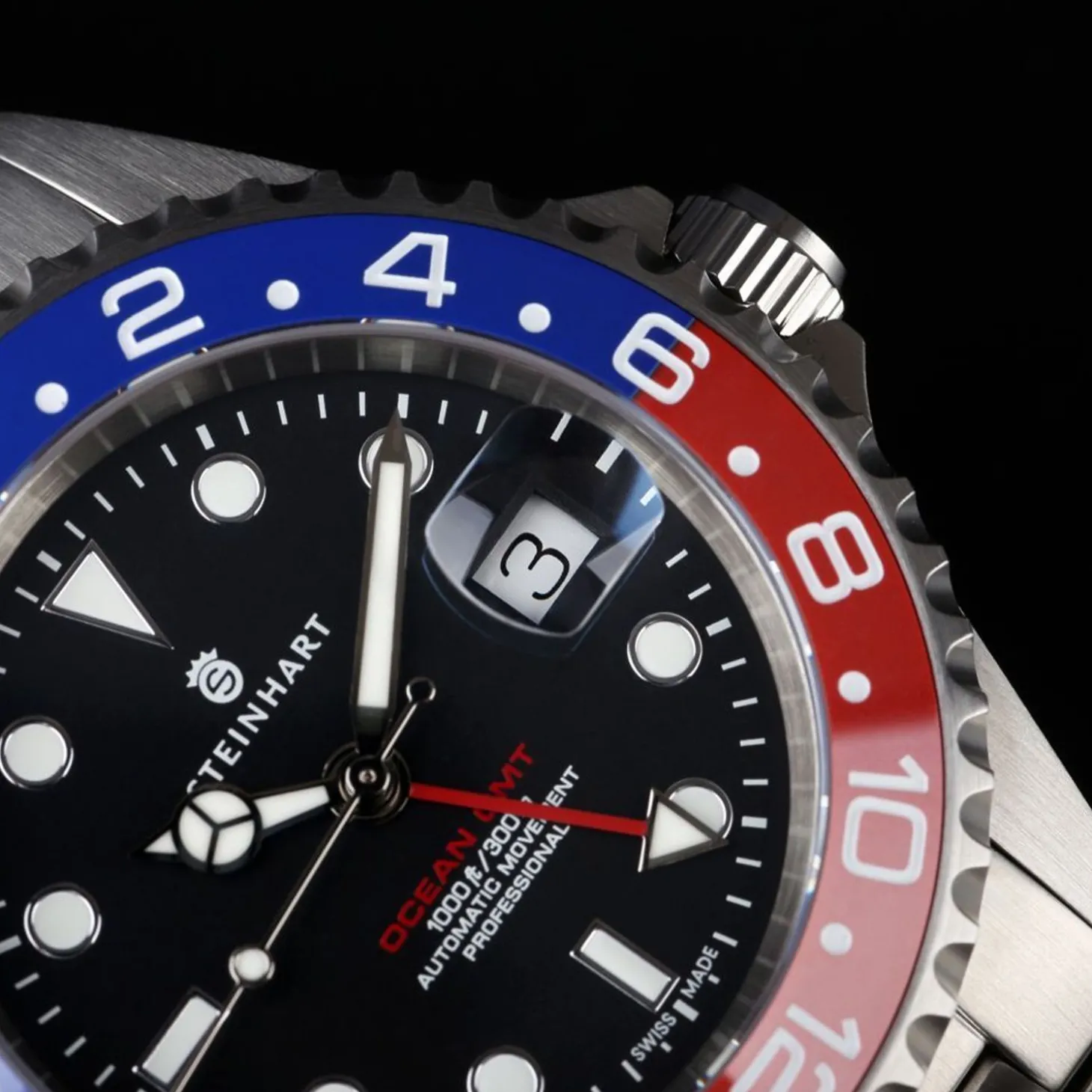 Steinhart Watches Ocean One Gmt Blue-Red. 2 Ceramic Diver Watch