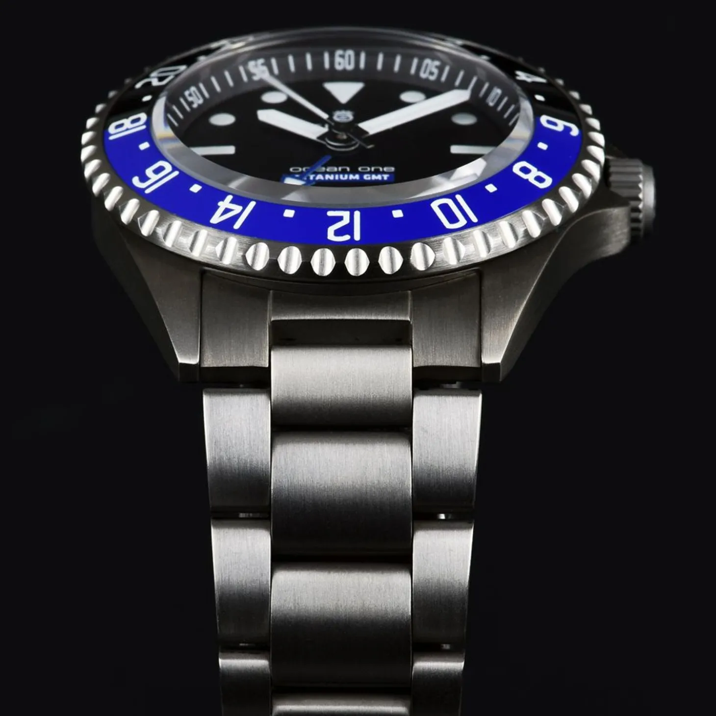 Steinhart Watches Ocean One Gmt Titan Premium Ceramic