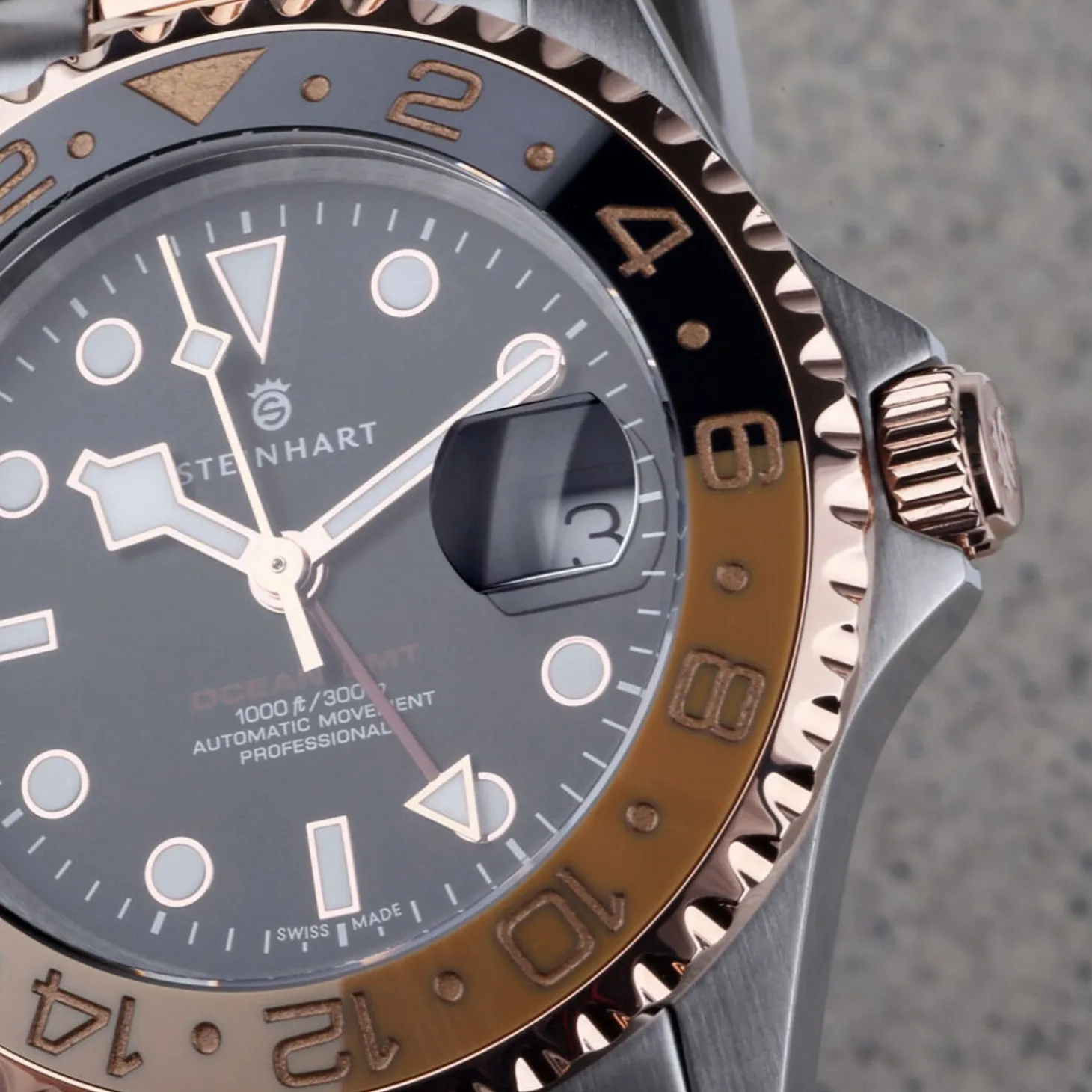Steinhart Watches Ocean One Gmt Two-Tone Black/Khaki Diver Watch