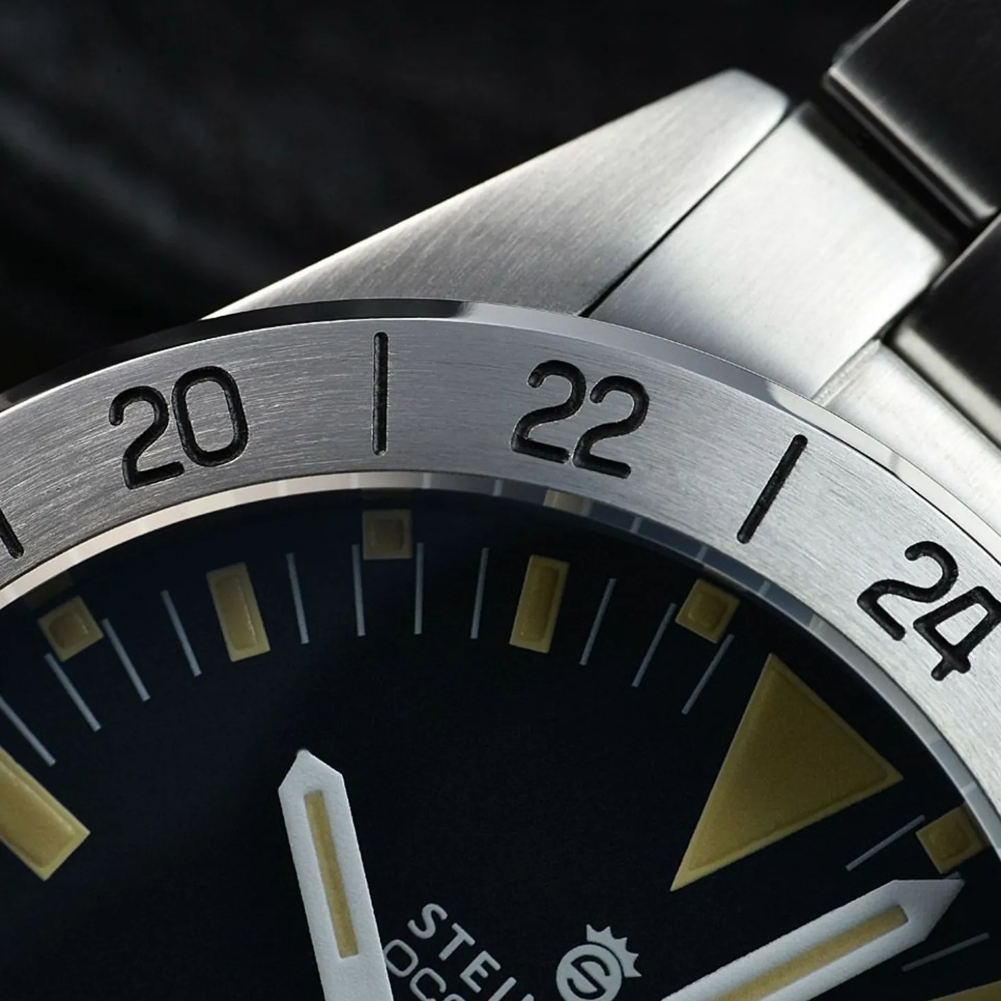 Steinhart Watches Ocean One Vintage Gmt Diver Watch
